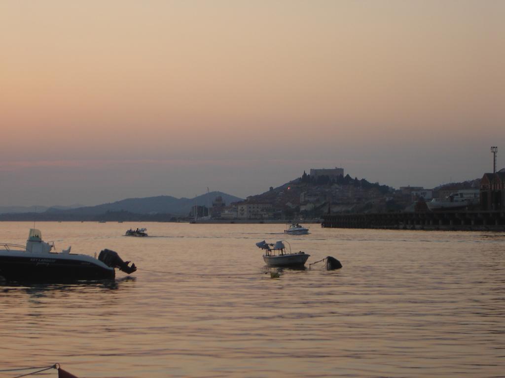 Apartment Sibenik Mandalina ภายนอก รูปภาพ